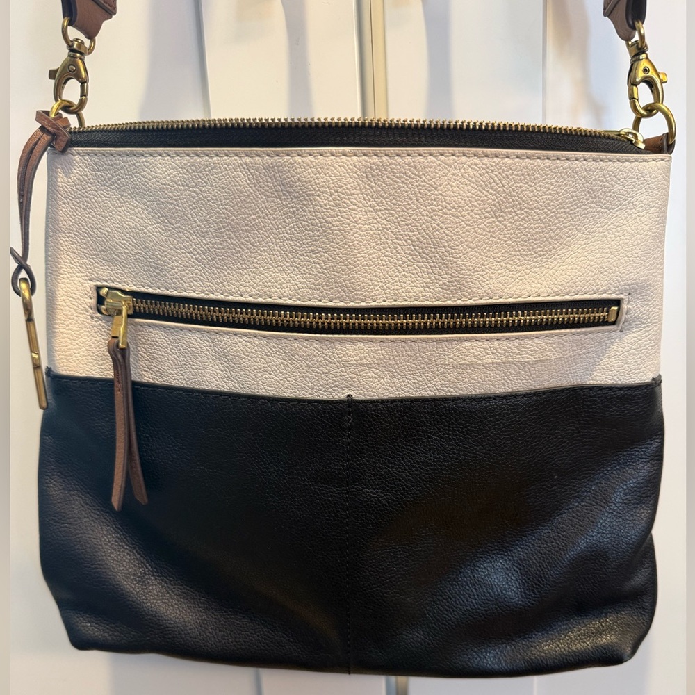 Fossil Two-Tone Black and Cream Women's Bag